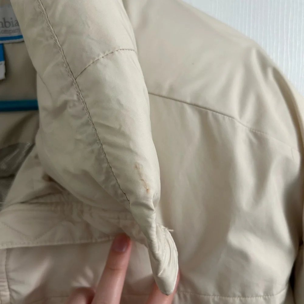 Columbia Cream Cropped Puffer Jacket - Picture 6 of 10